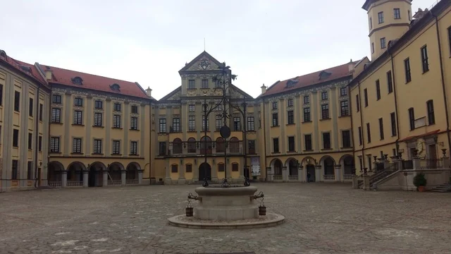 zamek Radziwiłłów w Nieświeżu